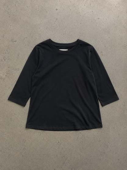 Calvera | Essential Comfort Tee